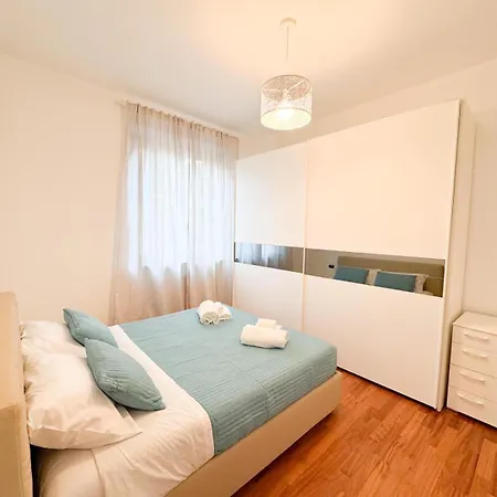 Apartment Villoresi 6 - Moderno Con Patio Vicino Milano, Rho Fiera, Monza *