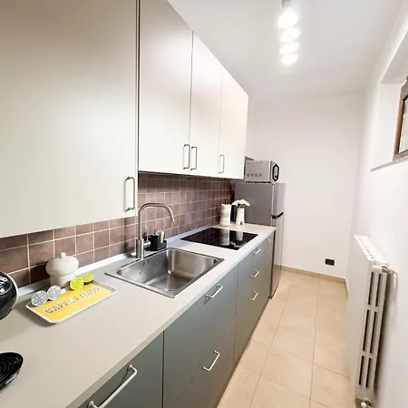 Apartment Villoresi 6 - Moderno Con Patio Vicino Milano, Rho Fiera, Monza