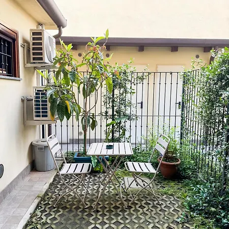 Apartment Villoresi 6 - Moderno Con Patio Vicino Milano, Rho Fiera, Monza